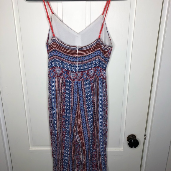 Capri Romper - Picture 2 of 4